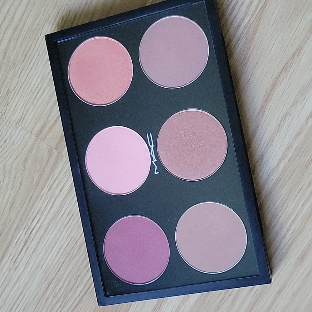 Mac blush palette